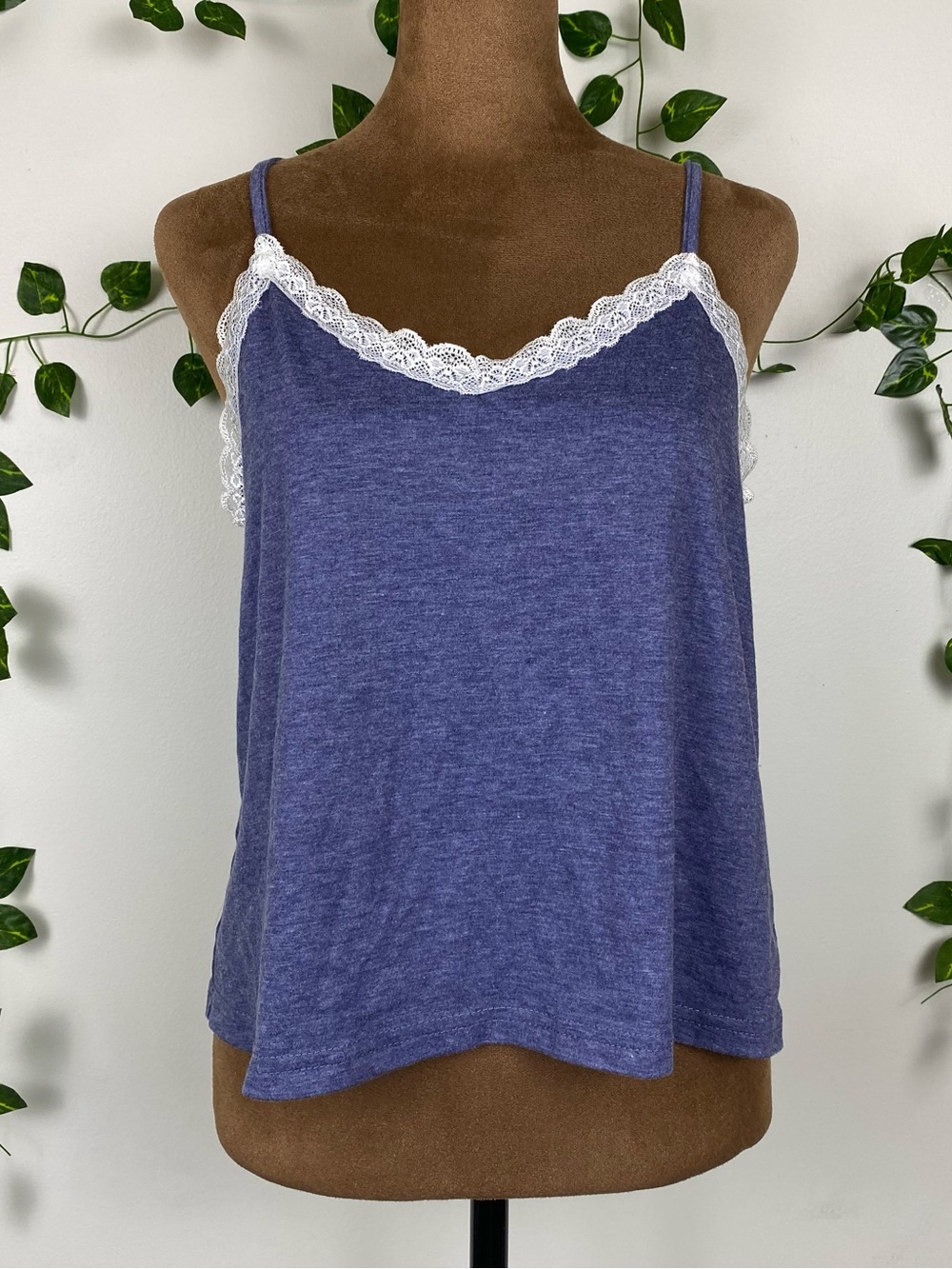white lace trim tank top blue